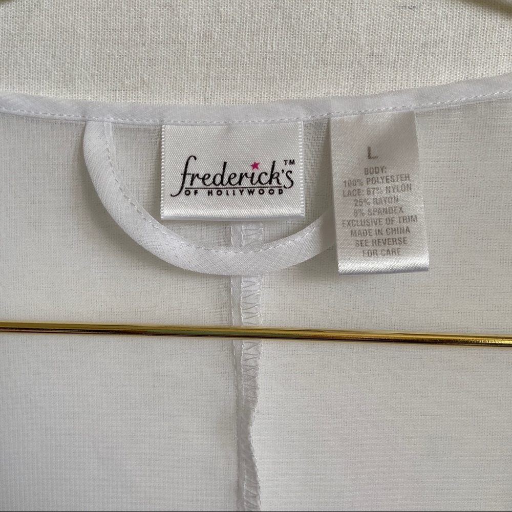 VINTAGE • Frederick’s of Hollywood 2010s white Sheer Lace Robe Cottagecore L - Picture 4 of 7